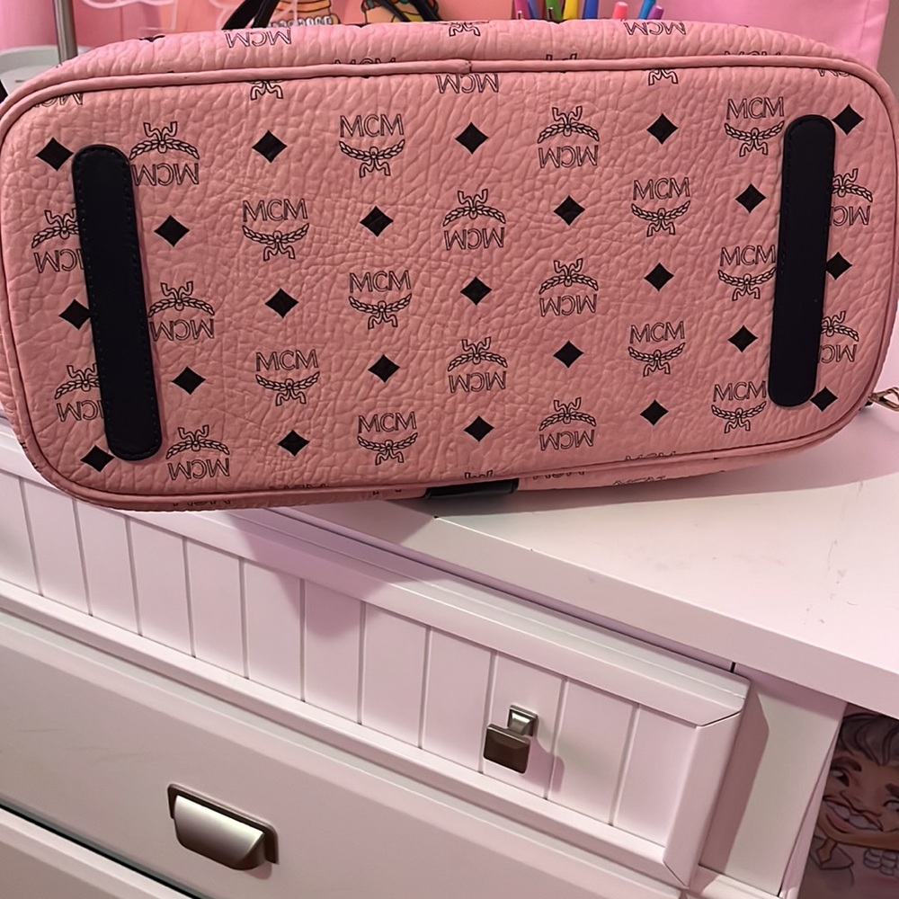 MCM Liz Tote medium reversible - Picture 4 of 7